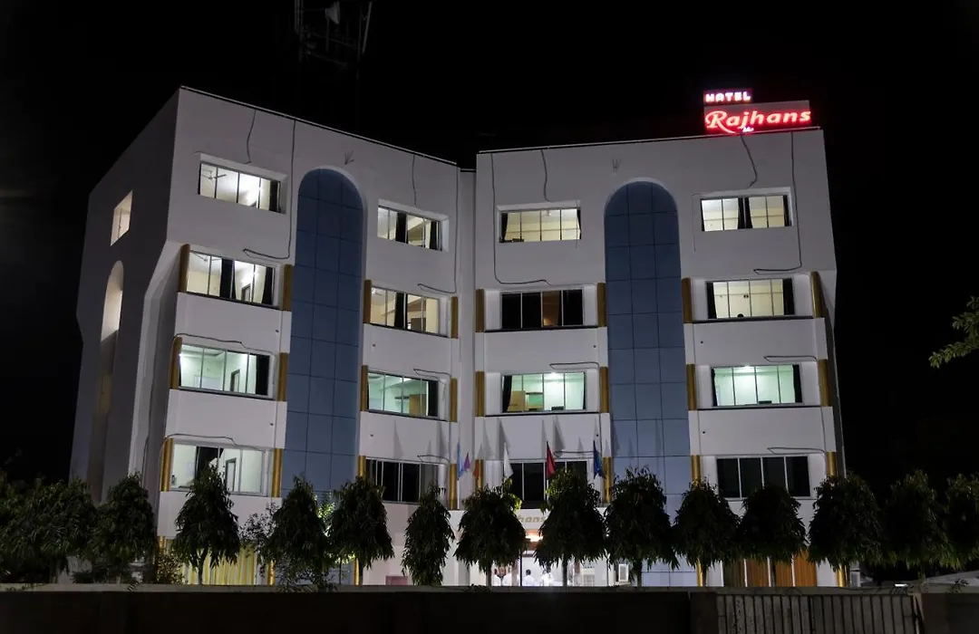 Rajhans Hotel & Resort-1